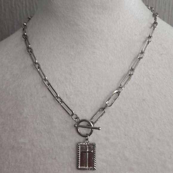 Silvertone Cross Pendant Paperclip Necklace - Picture 3 of 6